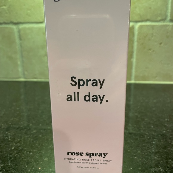 Grace and Stella Rose Spray - Picture 2 of 3